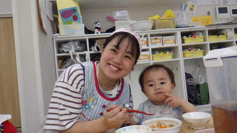 楽しい給食（０歳児）